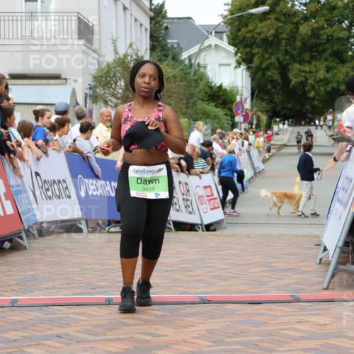 31.08.2025 - 21. Blankeneser Heldenlauf Strokosch-Dieckow http://msf.ph/oto/8660256 31.08.2025 11:33:23 Ziel 3047, 3144, 3459 meine-sportfotos.de