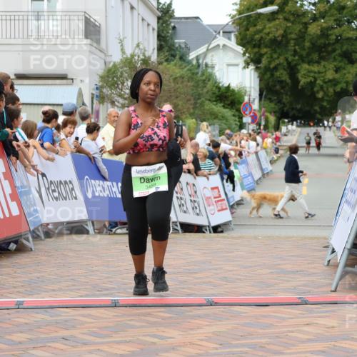 31.08.2025 - 21. Blankeneser Heldenlauf Strokosch-Dieckow http://msf.ph/oto/8660268 31.08.2025 11:33:22 Ziel 3047, 3144, 3459 meine-sportfotos.de