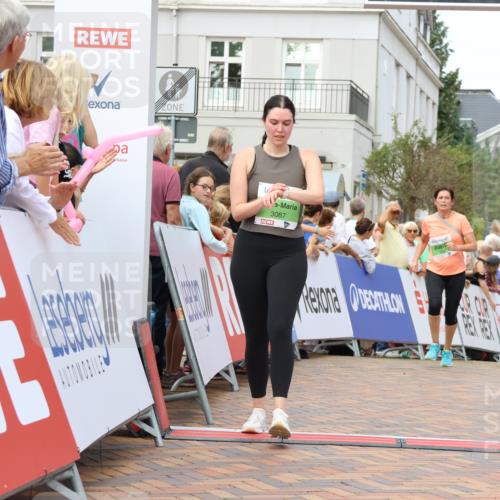 31.08.2025 - 21. Blankeneser Heldenlauf Strokosch-Dieckow http://msf.ph/oto/8660272 31.08.2025 11:33:13 Ziel 3047, 3087 meine-sportfotos.de