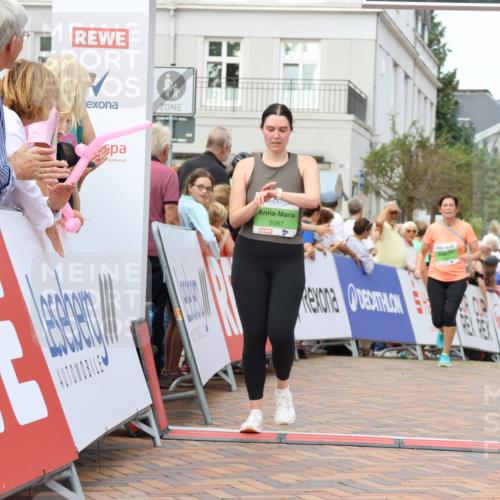 31.08.2025 - 21. Blankeneser Heldenlauf Strokosch-Dieckow http://msf.ph/oto/8660276 31.08.2025 11:33:13 Ziel 3047, 3087 meine-sportfotos.de