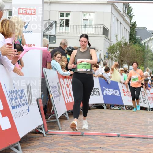 31.08.2025 - 21. Blankeneser Heldenlauf Strokosch-Dieckow http://msf.ph/oto/8660284 31.08.2025 11:33:12 Ziel 3047, 3087 meine-sportfotos.de