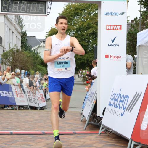 31.08.2025 - 21. Blankeneser Heldenlauf Strokosch-Dieckow http://msf.ph/oto/8660304 31.08.2025 11:32:53 Ziel 4321 meine-sportfotos.de