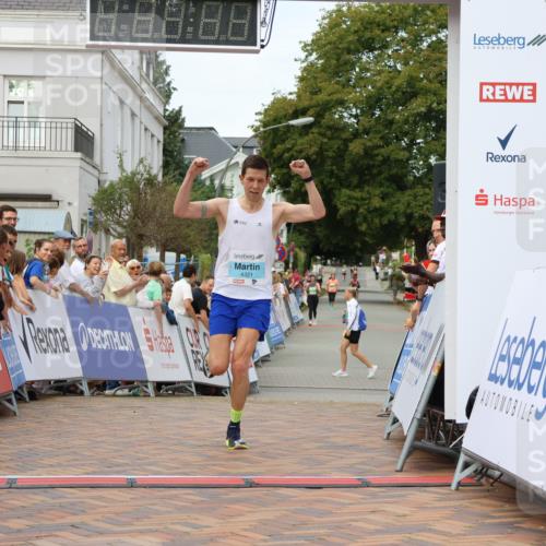 31.08.2025 - 21. Blankeneser Heldenlauf Strokosch-Dieckow http://msf.ph/oto/8660332 31.08.2025 11:32:52 Ziel 4321 meine-sportfotos.de