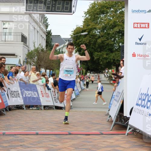 31.08.2025 - 21. Blankeneser Heldenlauf Strokosch-Dieckow http://msf.ph/oto/8660334 31.08.2025 11:32:52 Ziel 4321 meine-sportfotos.de