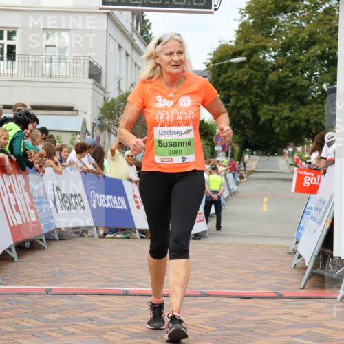 31.08.2025 - 21. Blankeneser Heldenlauf Strokosch-Dieckow http://msf.ph/oto/8660370 31.08.2025 11:30:53 Ziel 3080 meine-sportfotos.de
