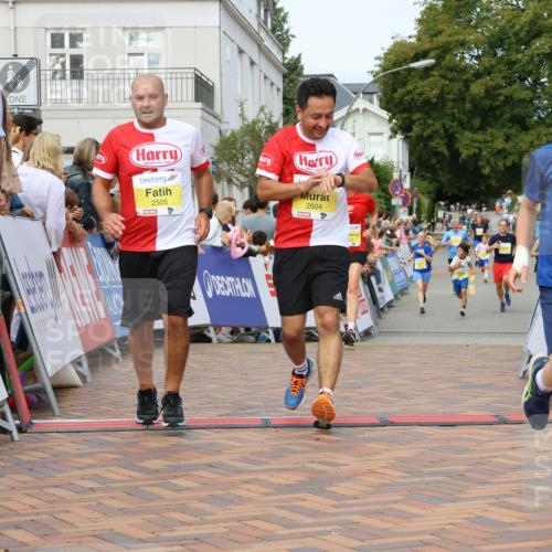 31.08.2025 - 21. Blankeneser Heldenlauf Strokosch-Dieckow http://msf.ph/oto/8660393 31.08.2025 10:25:27 Ziel 2541, 2636, 2363, 2367, 2505, 2504 meine-sportfotos.de