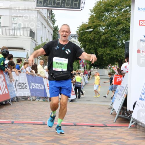 31.08.2025 - 21. Blankeneser Heldenlauf Strokosch-Dieckow http://msf.ph/oto/8660403 31.08.2025 11:30:33 Ziel 3076, 3103, 3424 meine-sportfotos.de