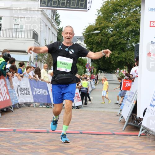 31.08.2025 - 21. Blankeneser Heldenlauf Strokosch-Dieckow http://msf.ph/oto/8660405 31.08.2025 11:30:33 Ziel 3076, 3103, 3424 meine-sportfotos.de