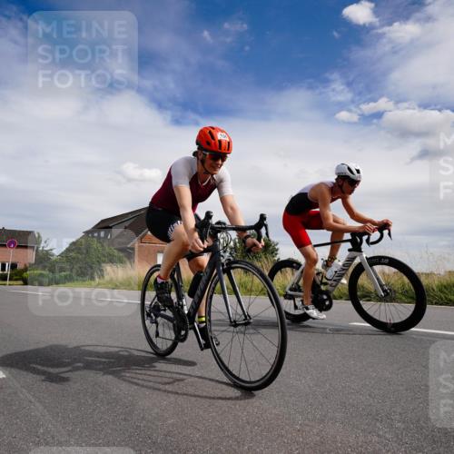 31.08.2025 - Elbe Triathlon Hamburg Michael Burmester http://msf.ph/oto/8660425 31.08.2025 15:06:29 Radfahren  meine-sportfotos.de