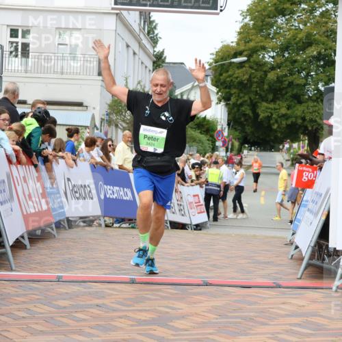 31.08.2025 - 21. Blankeneser Heldenlauf Strokosch-Dieckow http://msf.ph/oto/8660438 31.08.2025 11:30:32 Ziel 3076, 3103, 3424 meine-sportfotos.de