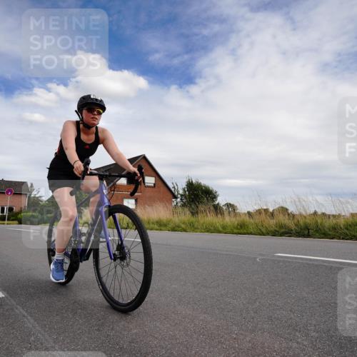 31.08.2025 - Elbe Triathlon Hamburg Michael Burmester http://msf.ph/oto/8660446 31.08.2025 15:14:02 Radfahren  meine-sportfotos.de