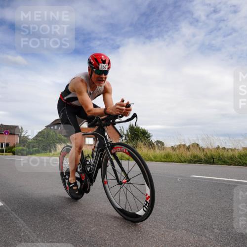 31.08.2025 - Elbe Triathlon Hamburg Michael Burmester http://msf.ph/oto/8660464 31.08.2025 15:17:20 Radfahren  meine-sportfotos.de