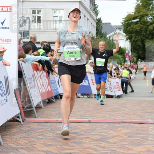 31.08.2025 - 21. Blankeneser Heldenlauf Strokosch-Dieckow http://msf.ph/oto/8660466 31.08.2025 11:30:30 Ziel 3076, 3103, 3424 meine-sportfotos.de