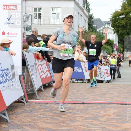 31.08.2025 - 21. Blankeneser Heldenlauf Strokosch-Dieckow http://msf.ph/oto/8660486 31.08.2025 11:30:30 Ziel 3076, 3103, 3424 meine-sportfotos.de