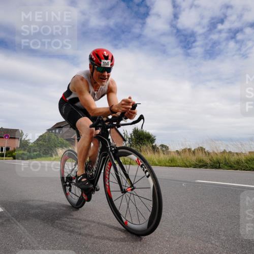 31.08.2025 - Elbe Triathlon Hamburg Michael Burmester http://msf.ph/oto/8660500 31.08.2025 15:21:26 Radfahren  meine-sportfotos.de