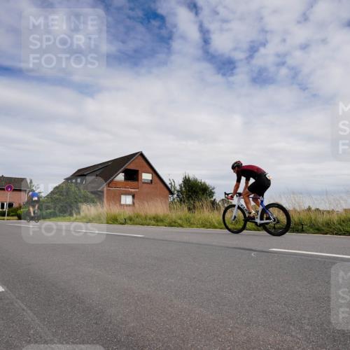 31.08.2025 - Elbe Triathlon Hamburg Michael Burmester http://msf.ph/oto/8660518 31.08.2025 15:22:51 Radfahren  meine-sportfotos.de