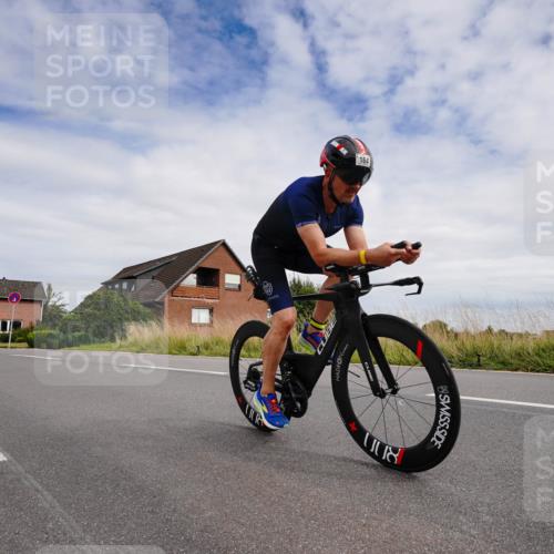 31.08.2025 - Elbe Triathlon Hamburg Michael Burmester http://msf.ph/oto/8660524 31.08.2025 15:23:00 Radfahren  meine-sportfotos.de