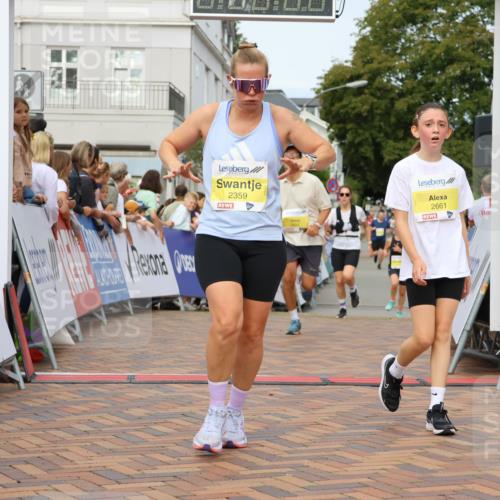 31.08.2025 - 21. Blankeneser Heldenlauf Strokosch-Dieckow http://msf.ph/oto/8660529 31.08.2025 10:25:11 Ziel 2641, 2357, 2183, 2717, 2285, 2286, 2331, 2053, 2359, 2661 meine-sportfotos.de