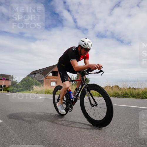 31.08.2025 - Elbe Triathlon Hamburg Michael Burmester http://msf.ph/oto/8660537 31.08.2025 15:24:04 Radfahren  meine-sportfotos.de