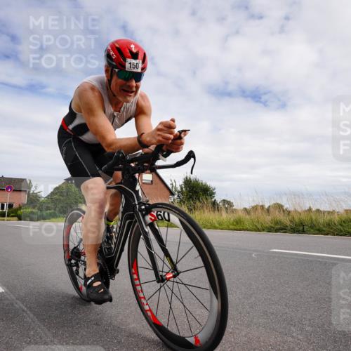 31.08.2025 - Elbe Triathlon Hamburg Michael Burmester http://msf.ph/oto/8660564 31.08.2025 15:25:29 Radfahren  meine-sportfotos.de