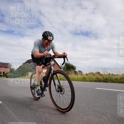 31.08.2025 - Elbe Triathlon Hamburg Michael Burmester http://msf.ph/oto/8660572 31.08.2025 15:26:03 Radfahren  meine-sportfotos.de