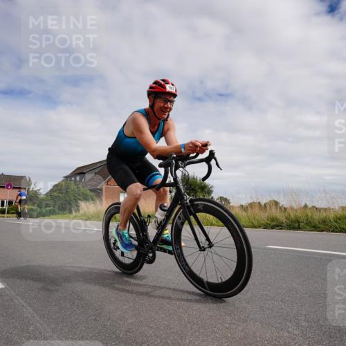 31.08.2025 - Elbe Triathlon Hamburg Michael Burmester http://msf.ph/oto/8660593 31.08.2025 15:27:17 Radfahren  meine-sportfotos.de