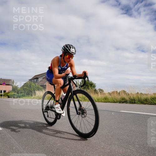 31.08.2025 - Elbe Triathlon Hamburg Michael Burmester http://msf.ph/oto/8660619 31.08.2025 15:29:03 Radfahren  meine-sportfotos.de