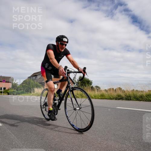 31.08.2025 - Elbe Triathlon Hamburg Michael Burmester http://msf.ph/oto/8660651 31.08.2025 15:30:23 Radfahren  meine-sportfotos.de