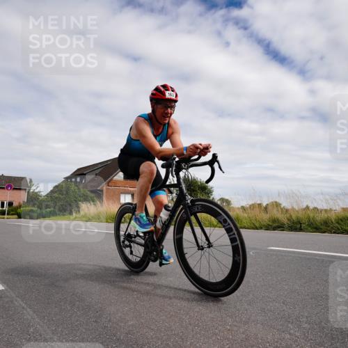 31.08.2025 - Elbe Triathlon Hamburg Michael Burmester http://msf.ph/oto/8660682 31.08.2025 15:31:49 Radfahren  meine-sportfotos.de