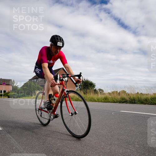 31.08.2025 - Elbe Triathlon Hamburg Michael Burmester http://msf.ph/oto/8660688 31.08.2025 15:31:54 Radfahren  meine-sportfotos.de