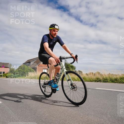31.08.2025 - Elbe Triathlon Hamburg Michael Burmester http://msf.ph/oto/8660714 31.08.2025 15:33:45 Radfahren  meine-sportfotos.de