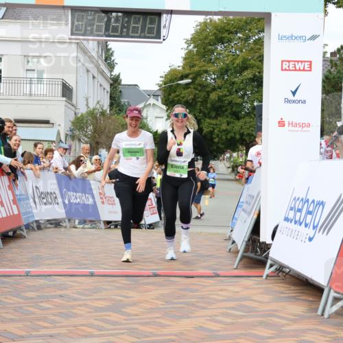 31.08.2025 - 21. Blankeneser Heldenlauf Strokosch-Dieckow http://msf.ph/oto/8660731 31.08.2025 11:30:03 Ziel 3032, 3201 meine-sportfotos.de