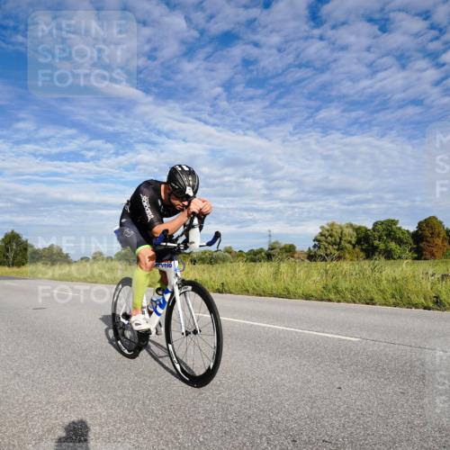 31.08.2025 - Elbe Triathlon Hamburg Michael Burmester http://msf.ph/oto/8660744 31.08.2025 08:54:04 Radfahren 187, 229, 265, 325 meine-sportfotos.de