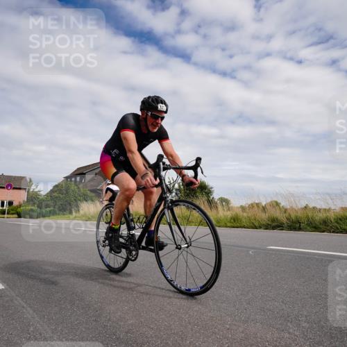 31.08.2025 - Elbe Triathlon Hamburg Michael Burmester http://msf.ph/oto/8660747 31.08.2025 15:35:09 Radfahren  meine-sportfotos.de