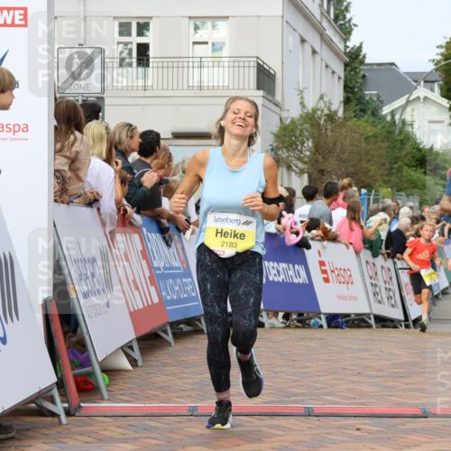31.08.2025 - 21. Blankeneser Heldenlauf Strokosch-Dieckow http://msf.ph/oto/8660752 31.08.2025 10:25:04 Ziel 2398, 2183, 2384, 2717, 2285, 2286, 2331 meine-sportfotos.de