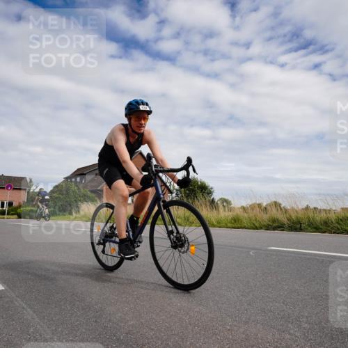 31.08.2025 - Elbe Triathlon Hamburg Michael Burmester http://msf.ph/oto/8660754 31.08.2025 15:35:51 Radfahren  meine-sportfotos.de