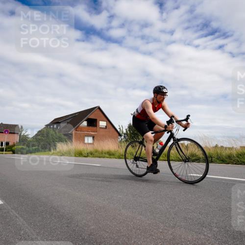31.08.2025 - Elbe Triathlon Hamburg Michael Burmester http://msf.ph/oto/8660757 31.08.2025 15:35:58 Radfahren  meine-sportfotos.de