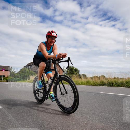 31.08.2025 - Elbe Triathlon Hamburg Michael Burmester http://msf.ph/oto/8660767 31.08.2025 15:36:20 Radfahren  meine-sportfotos.de