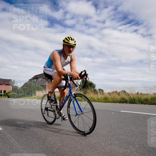 31.08.2025 - Elbe Triathlon Hamburg Michael Burmester http://msf.ph/oto/8660770 31.08.2025 15:36:23 Radfahren  meine-sportfotos.de