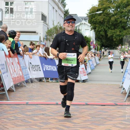 31.08.2025 - 21. Blankeneser Heldenlauf Strokosch-Dieckow http://msf.ph/oto/8660772 31.08.2025 11:29:55 Ziel 3703 meine-sportfotos.de