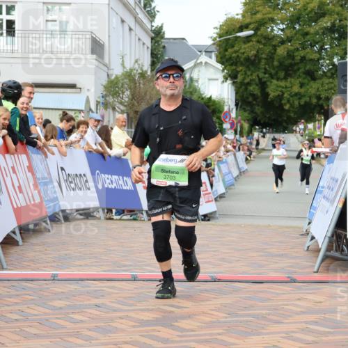 31.08.2025 - 21. Blankeneser Heldenlauf Strokosch-Dieckow http://msf.ph/oto/8660788 31.08.2025 11:29:55 Ziel 3703 meine-sportfotos.de