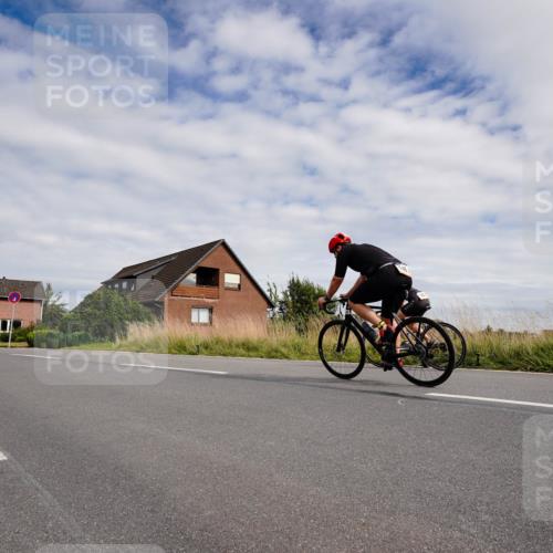 31.08.2025 - Elbe Triathlon Hamburg Michael Burmester http://msf.ph/oto/8660789 31.08.2025 15:36:53 Radfahren  meine-sportfotos.de