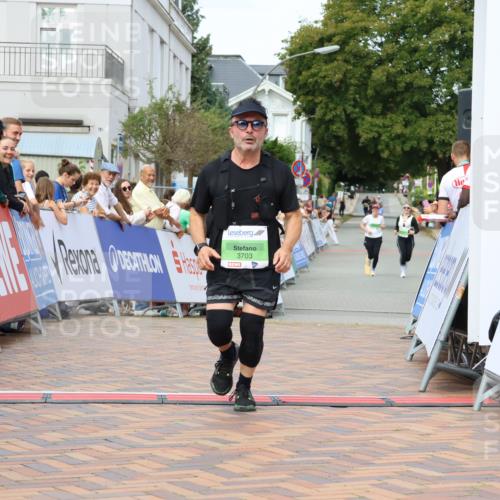 31.08.2025 - 21. Blankeneser Heldenlauf Strokosch-Dieckow http://msf.ph/oto/8660808 31.08.2025 11:29:54 Ziel 3703 meine-sportfotos.de