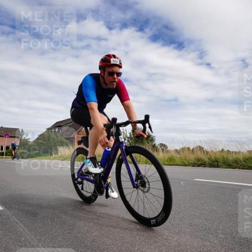 31.08.2025 - Elbe Triathlon Hamburg Michael Burmester http://msf.ph/oto/8660818 31.08.2025 15:38:31 Radfahren  meine-sportfotos.de