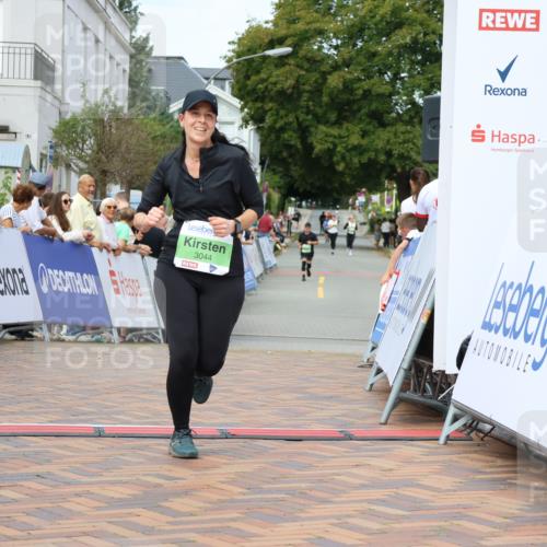 31.08.2025 - 21. Blankeneser Heldenlauf Strokosch-Dieckow http://msf.ph/oto/8660841 31.08.2025 11:29:38 Ziel 3044 meine-sportfotos.de
