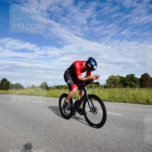31.08.2025 - Elbe Triathlon Hamburg Michael Burmester http://msf.ph/oto/8660858 31.08.2025 08:57:23 Radfahren 193, 293, 346 meine-sportfotos.de