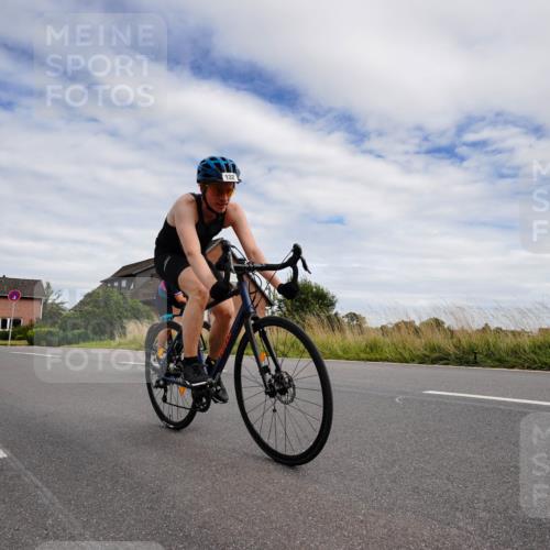 31.08.2025 - Elbe Triathlon Hamburg Michael Burmester http://msf.ph/oto/8660860 31.08.2025 15:40:57 Radfahren  meine-sportfotos.de