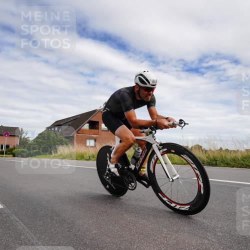 31.08.2025 - Elbe Triathlon Hamburg Michael Burmester http://msf.ph/oto/8660869 31.08.2025 15:41:31 Radfahren  meine-sportfotos.de