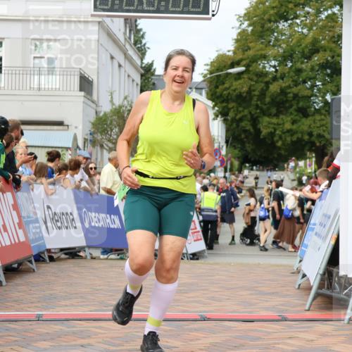 31.08.2025 - 21. Blankeneser Heldenlauf Strokosch-Dieckow http://msf.ph/oto/8660881 31.08.2025 11:29:08 Ziel 3215 meine-sportfotos.de