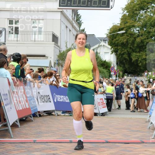 31.08.2025 - 21. Blankeneser Heldenlauf Strokosch-Dieckow http://msf.ph/oto/8660903 31.08.2025 11:29:07 Ziel 3215 meine-sportfotos.de